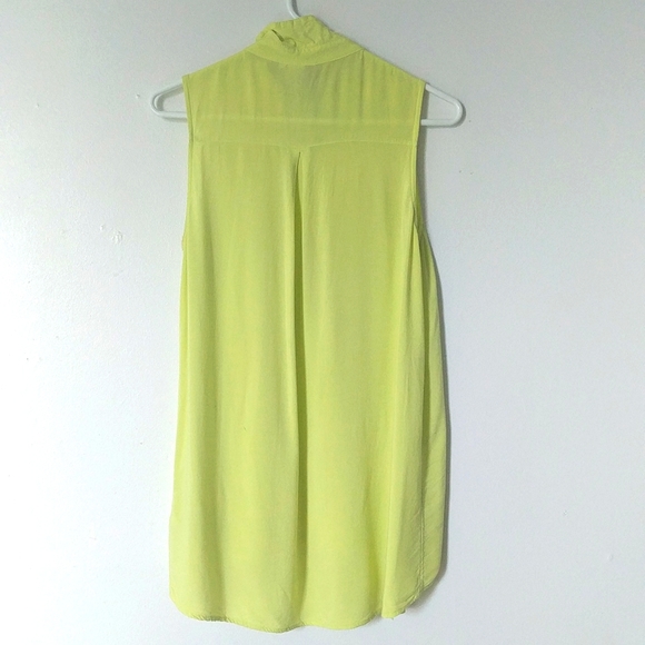 H&M Divided Limon Sleeveless Button Down Hi-Lo Blouse 6 - Picture 4 of 5